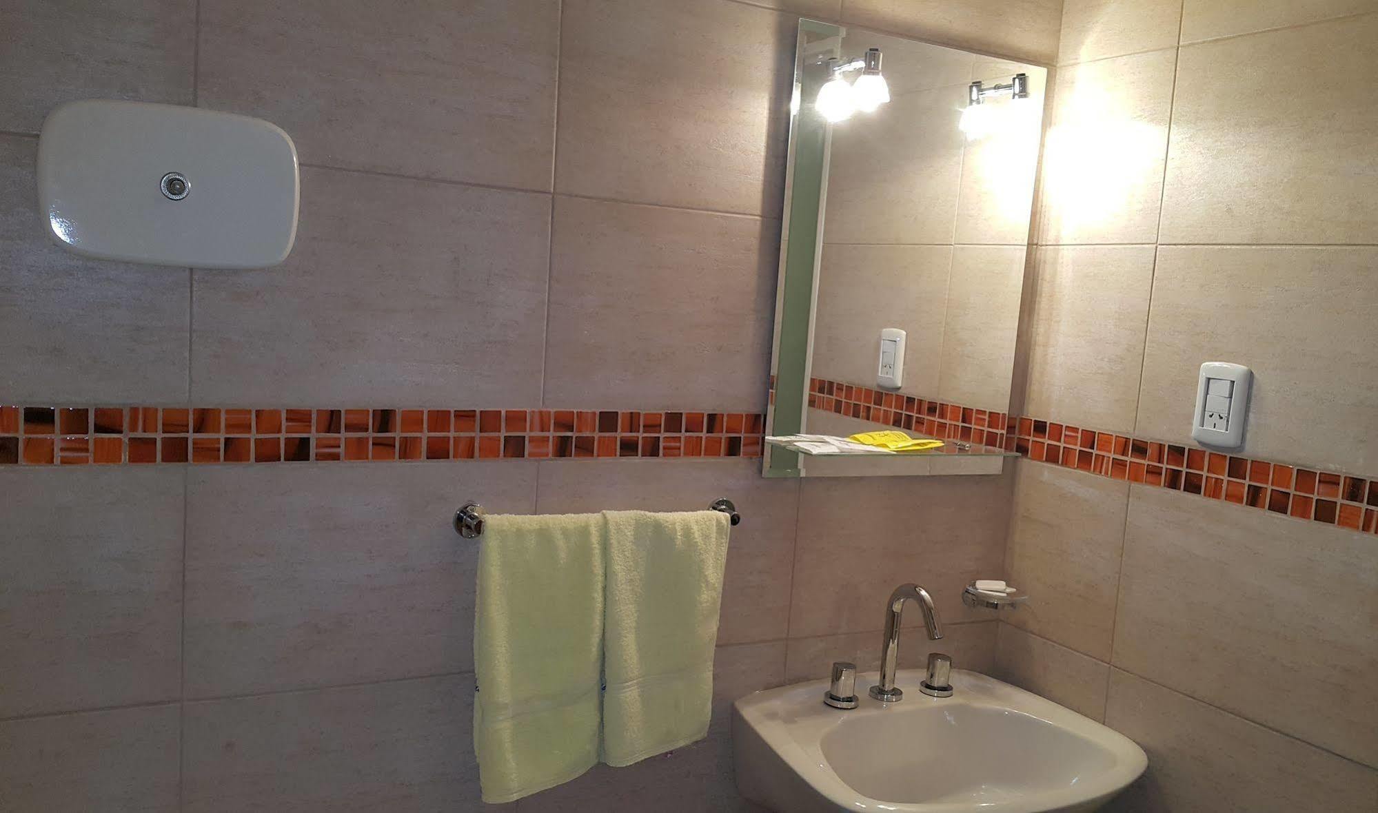 Hotel Avenida ブエノスアイレス エクステリア 写真
