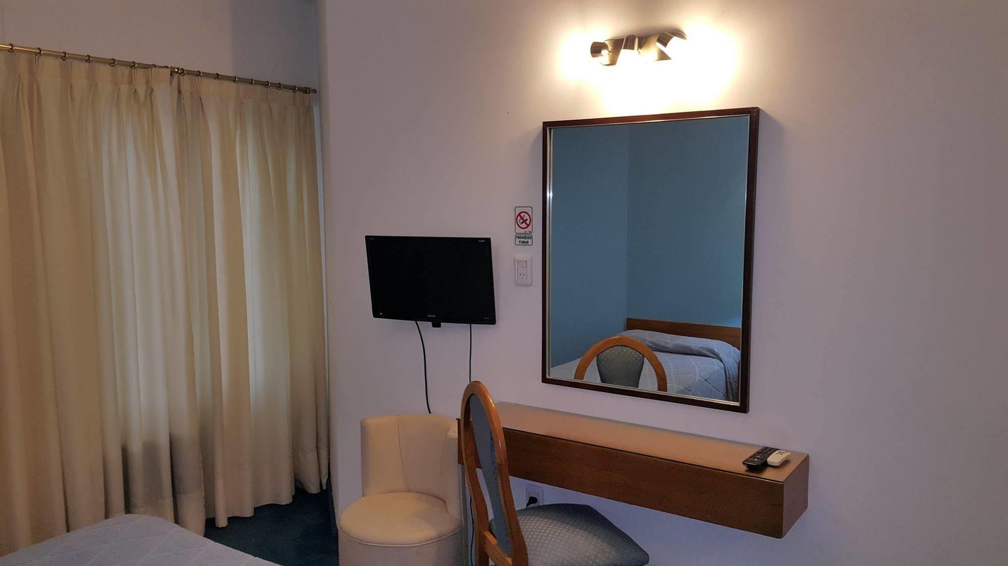 Hotel Avenida ブエノスアイレス エクステリア 写真